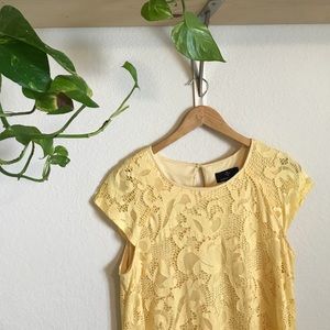 Summer dress, yellow lace form fitting